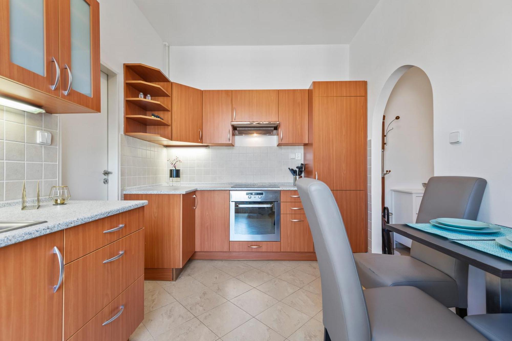 Heart Of The City Center 2 Rooms By Zazi Μπρατισλάβα Εξωτερικό φωτογραφία
