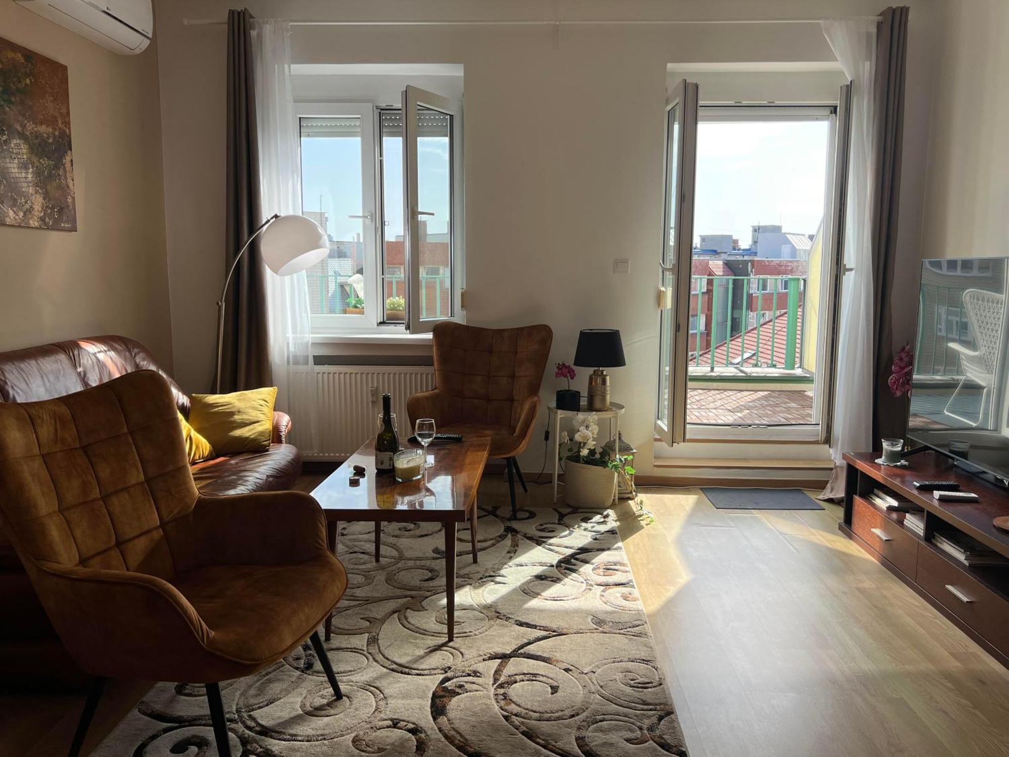 Heart Of The City Center 2 Rooms By Zazi Μπρατισλάβα Εξωτερικό φωτογραφία
